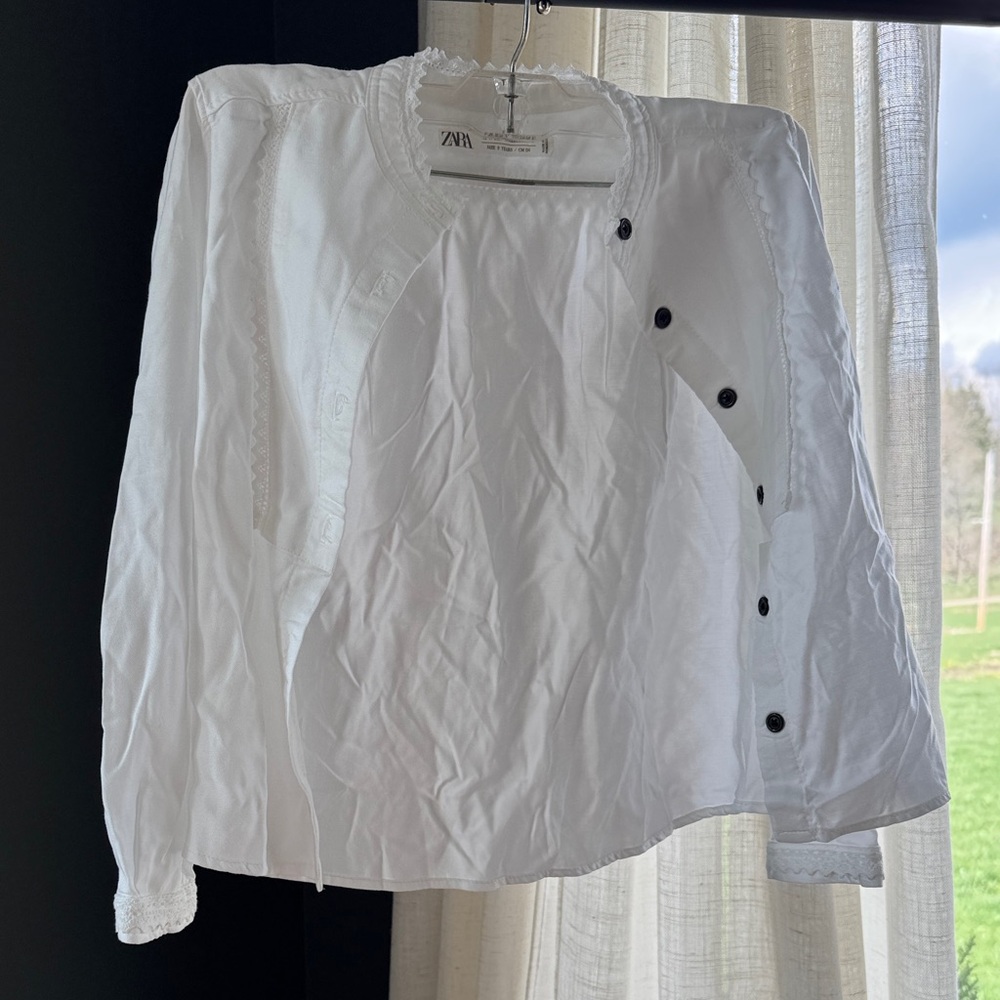 ZARA White Button-Accent Lightweight Jacket